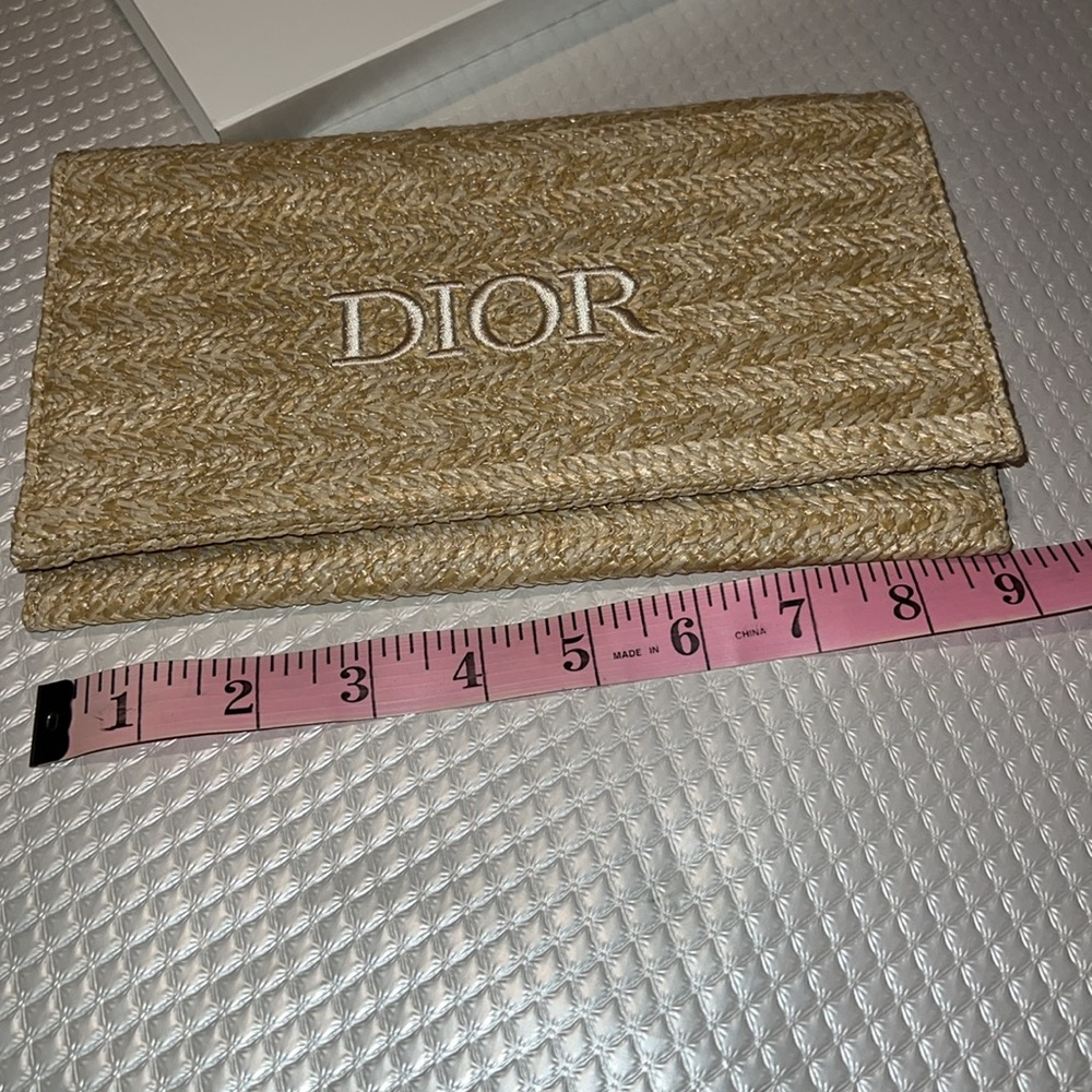 Dior Beige Woven Clutch with Embroidered Logo - Picture 6 of 7